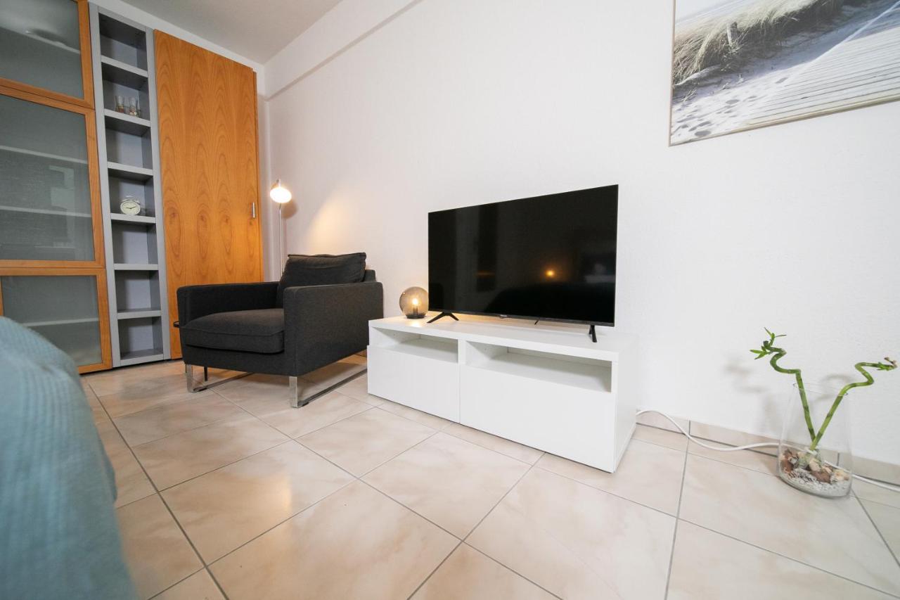 Apartment Blue - Zentral Und Gut Angebunden Düsseldorf Eksteriør bilde