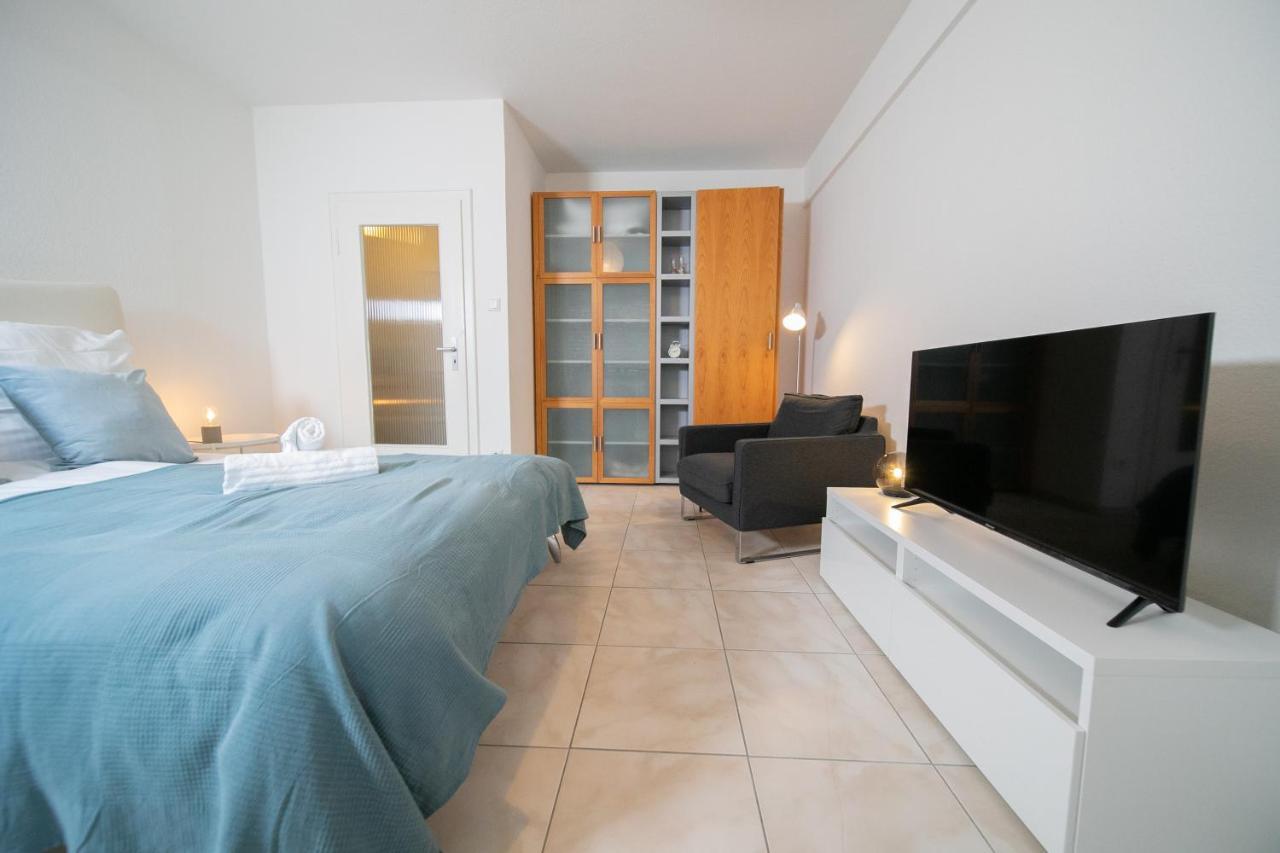 Apartment Blue - Zentral Und Gut Angebunden Düsseldorf Eksteriør bilde
